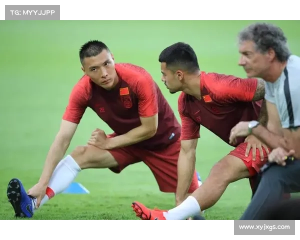 德甲联赛防守反击战术解析与球队执行模式探讨 德甲联赛防守反击战术解析与球队执行模式探讨