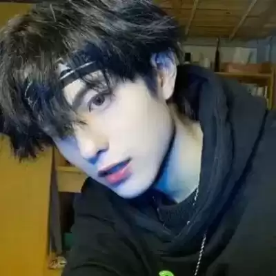容怀萍